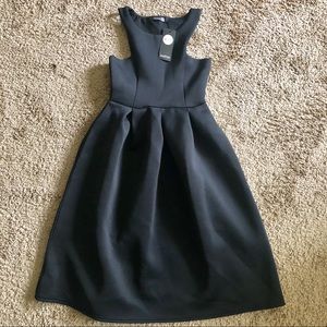 Black Boohoo dress